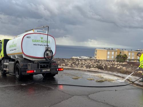 Santa Cruz actúa en la zona Draguillo-Rosarito con nuevos zafarranchos de limpieza