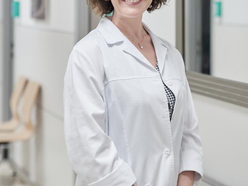 Las revisiones ginecológicas periódicas son clave para abordar el cáncer de ovario en etapas iniciales