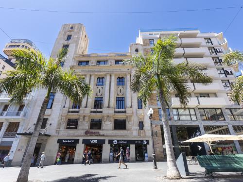 La Cámara y el Cabildo de Tenerife colaboran para impulsar el empleo júnior y sénior en la isla