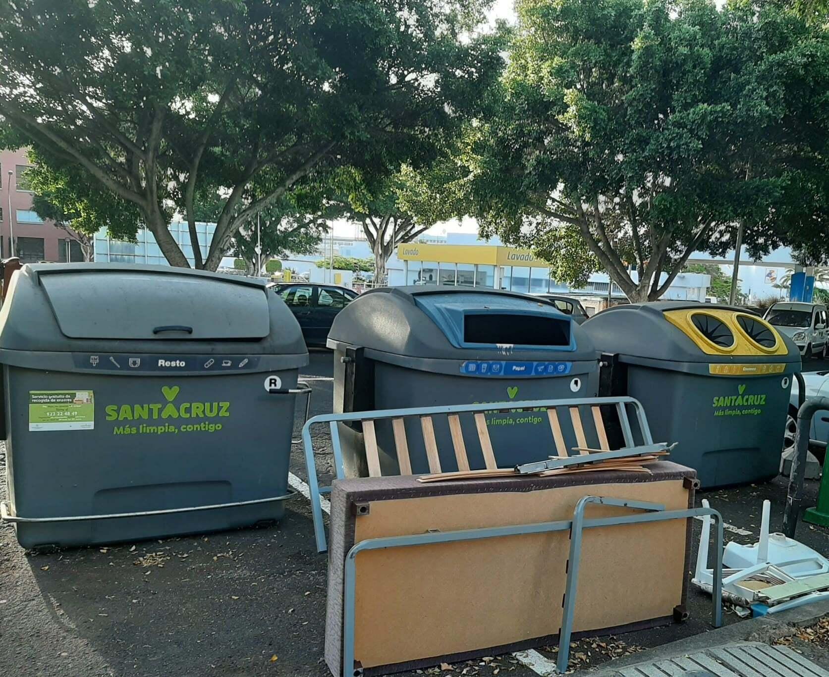 Santa Cruz retira más de 271 toneladas de enseres en julio, un 5,4% más que en 2024