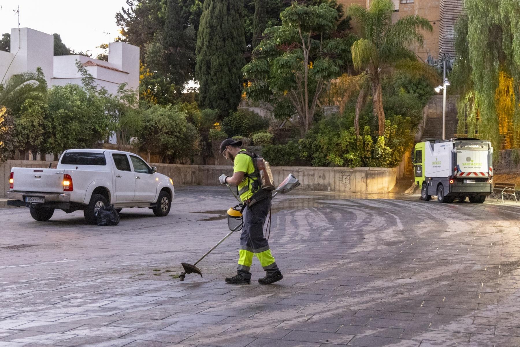 Santa Cruz programa nuevos zafarranchos  de limpieza en el distrito Ofra-Costa Sur