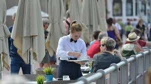 Domínguez espera que un acuerdo salarial en hostelería en Tenerife no merme el turismo