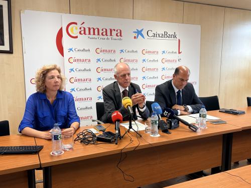 Canarias mantiene el crecimiento económico en el primer trimestre, pero aparecen señales de moderación e incertidumbre
