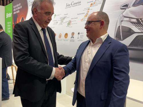Armas Trasmediterránea lanza una promoción con Cicar para viajar entre islas con un 25% de descuento