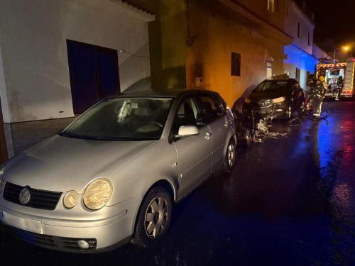 Bomberos de Tenerife intervienen en varios accidentes de tráfico e incendios durantes las últimas horas