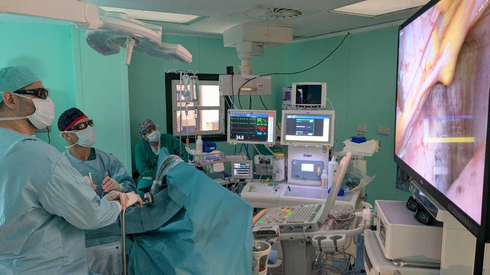 El Hospital Universitario Hospiten Rambla, pionero en tecnología 3D en cirugía cardiaca mínimamente invasiva