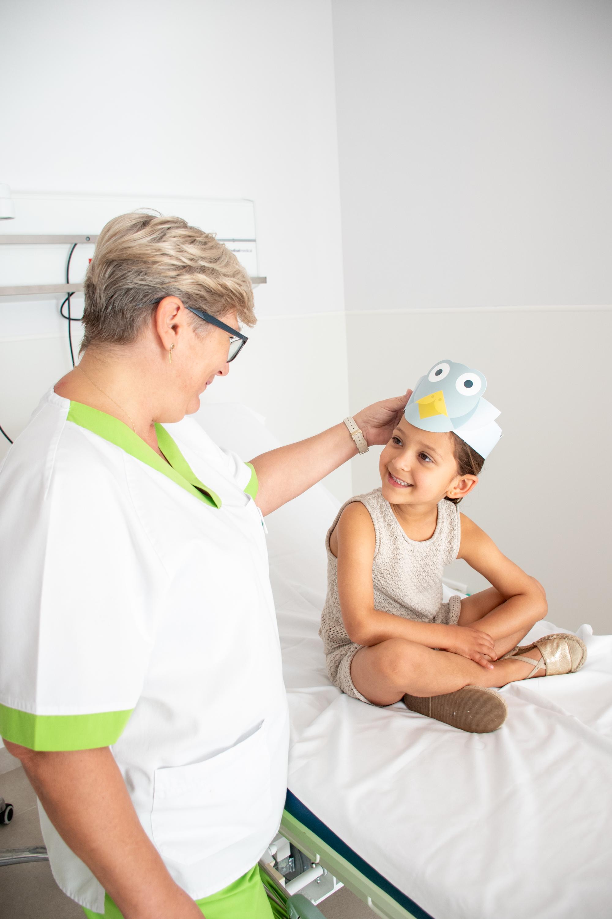 Hospiten rinde homenaje al personal de enfermería en reconocimiento a su dedicación y esfuerzo diario