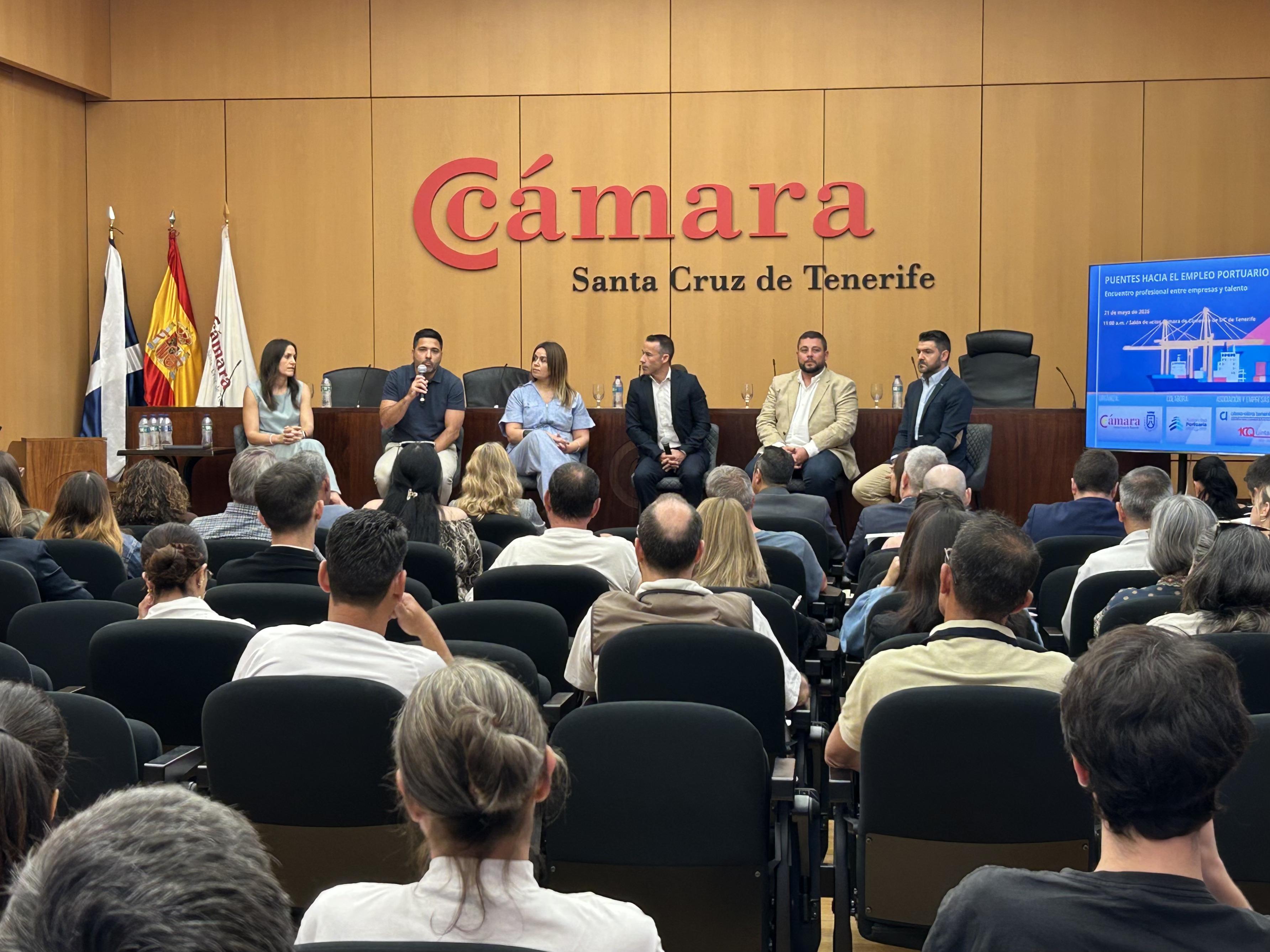 La Cámara conecta el talento sénior con las oportunidades de empleo del sector portuario