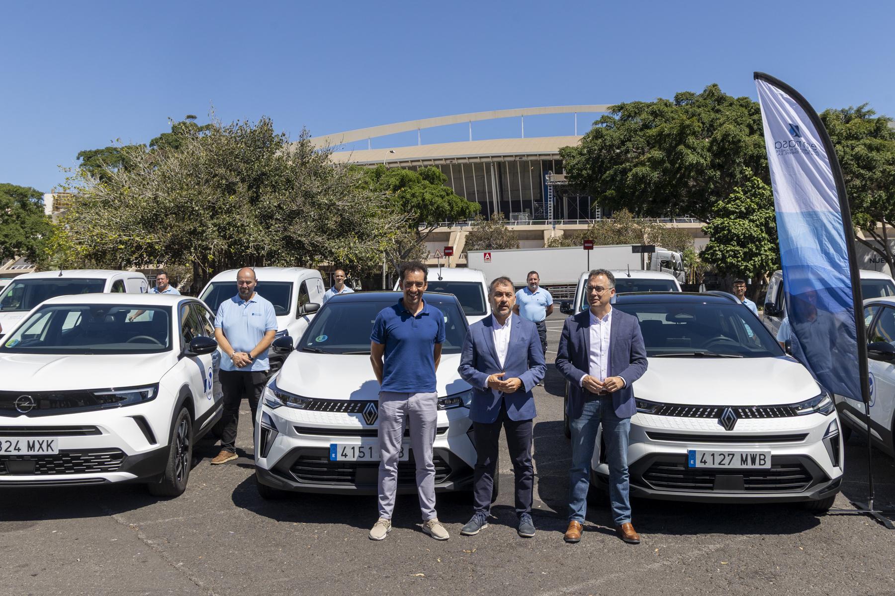 Emmasa renueva su flota e incorpora 24 vehículos híbridos y eléctricos