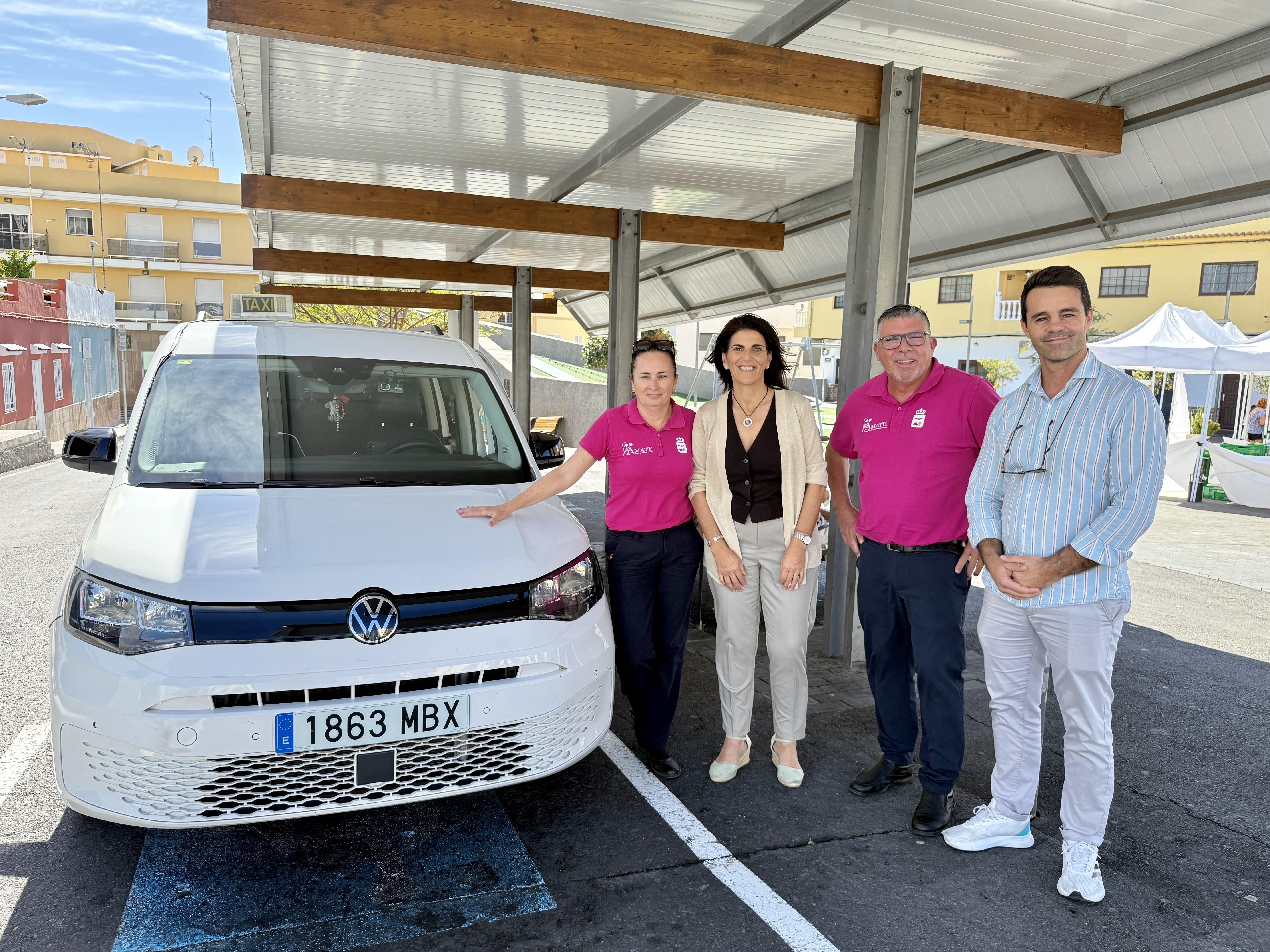 Guía de Isora impulsa la modernización y seguridad del servicio de taxi con un nuevo convenio de colaboración