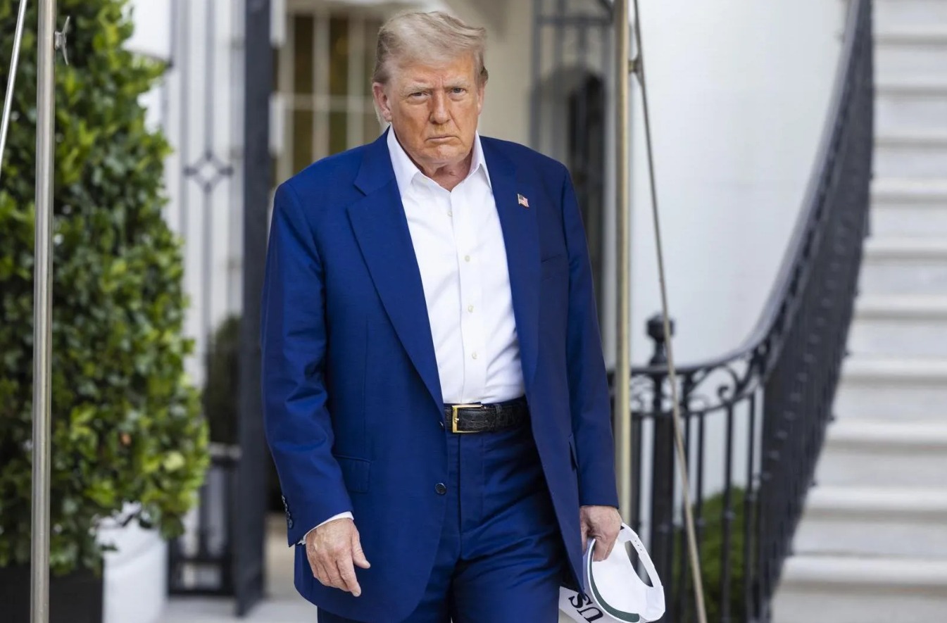 Donald Trump en la salisa de la Casa Blanca