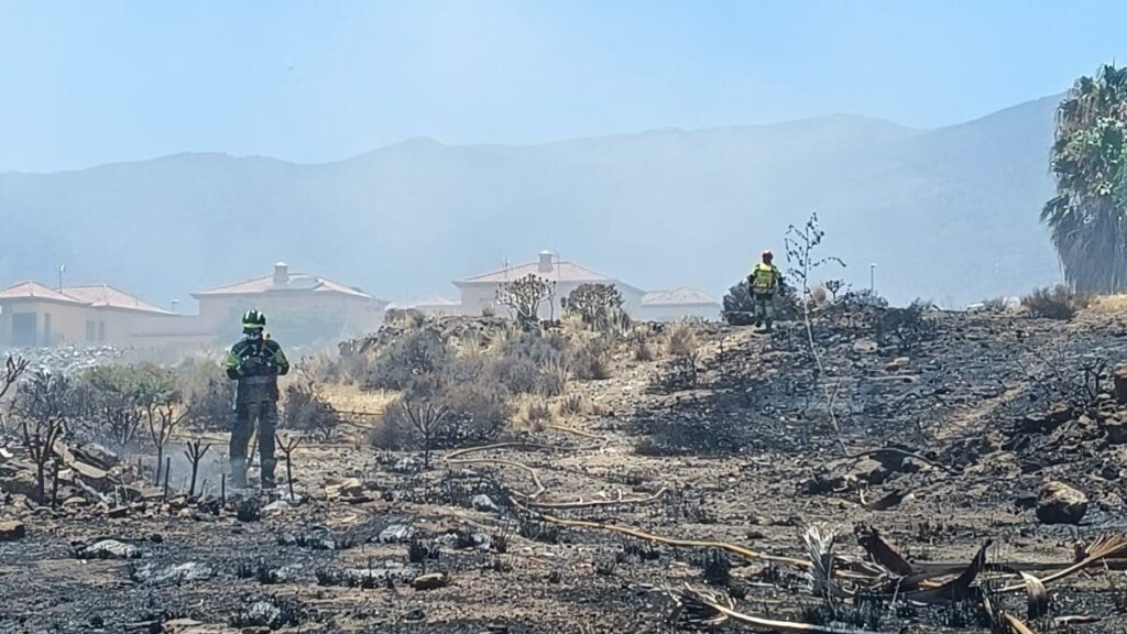 Fuego de rastrojos en Candelaria