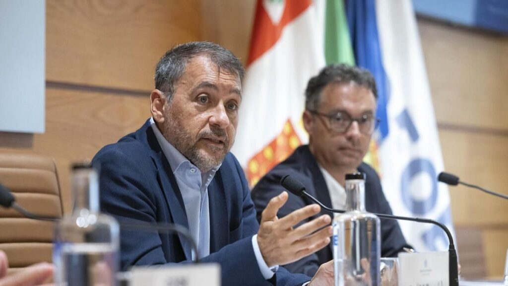 Santa Cruz se suma a la concentración por Ceuta: "No podemos mirar hacia otro lado"