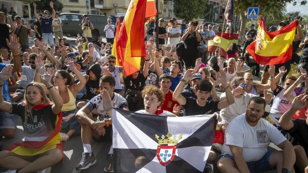 Canarias se suma a las protestas por Ceuta: cinco concentraciones con el PP y Vox al frente