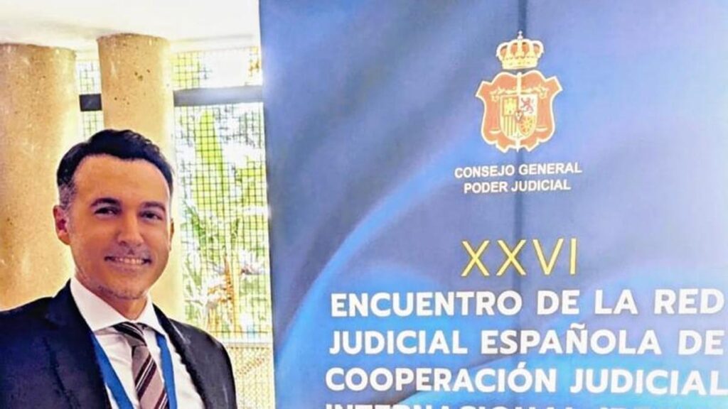 ¿Quién es Íñigo Herrero, el juez canario que coordinará la justicia con EE.UU. y Canadá?