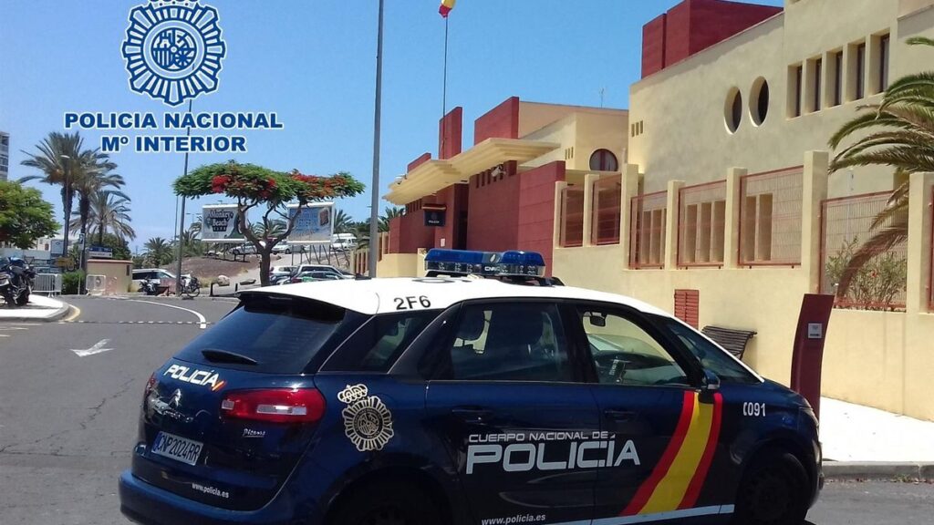 Cuatro encapuchados roban 50.000 euros en una joyería de Telde: así fue el atraco exprés
