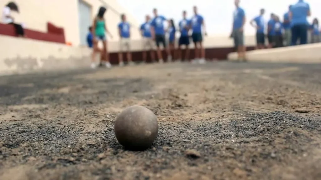 La final de Bola Canaria que reúne a 250 deportistas de seis islas en Gran Canaria: así puedes verla