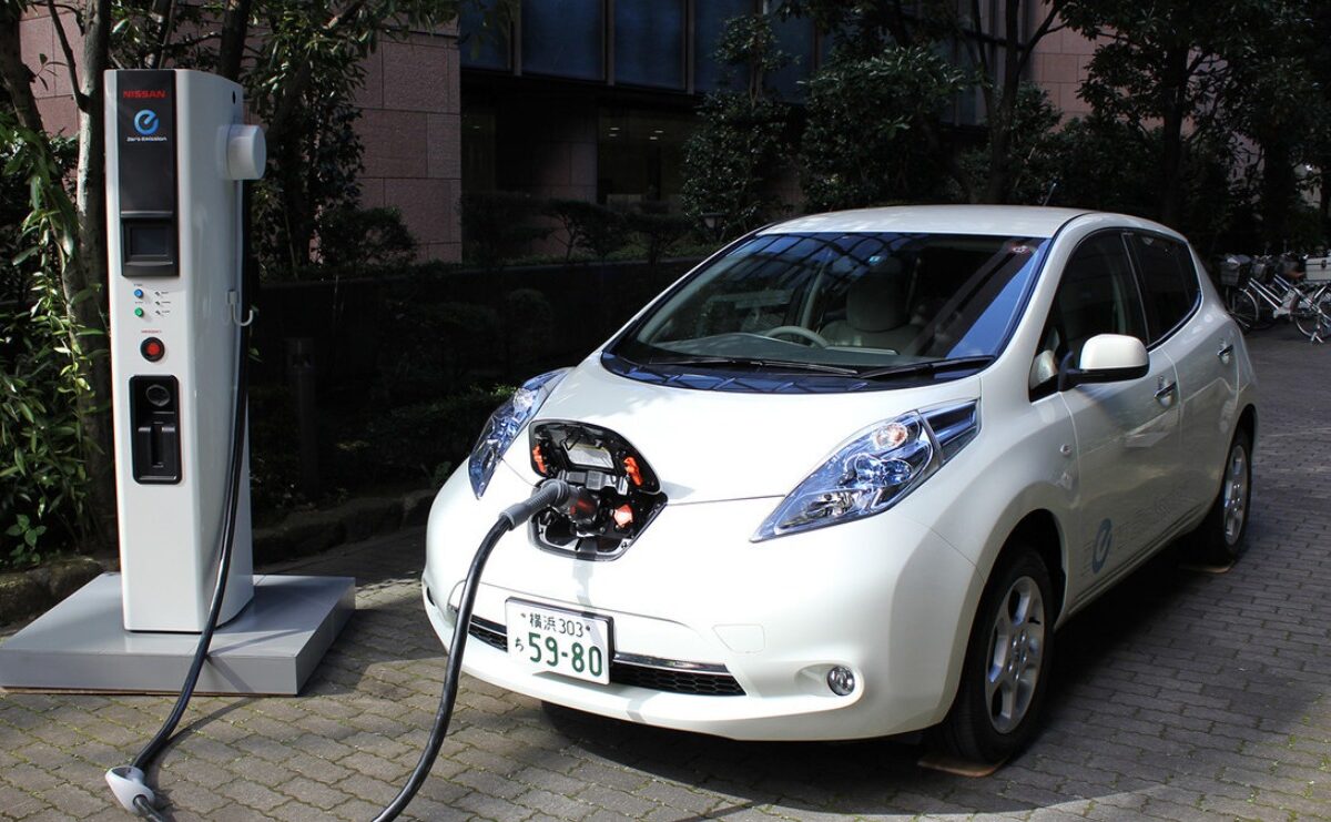 69 millones en ayudas para coches eléctricos en Canarias: ¿por qué no hay ni una ventanilla abierta?