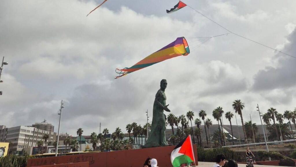 Cometas por la infancia de Gaza: Gran Canaria alza el vuelo en un fin de semana de solidaridad global