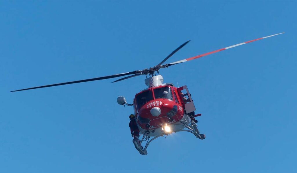 Rescatan en helicóptero el cuerpo de un hombre en la costa de Santa Cruz: ¿qué pasó en la Playa del Muerto?