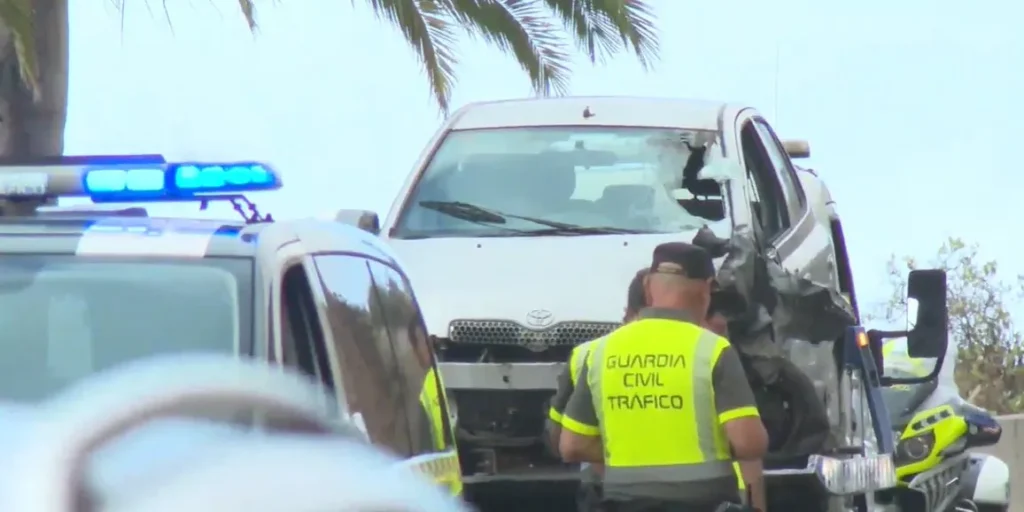 Muere un motorista en la TF-5 tras chocar con un turismo en Los Realejos