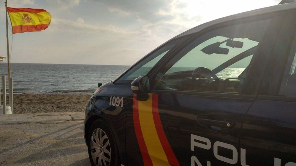 El collar de 450 euros que una camarera vendió por 100: cómo lo recuperó la Policía