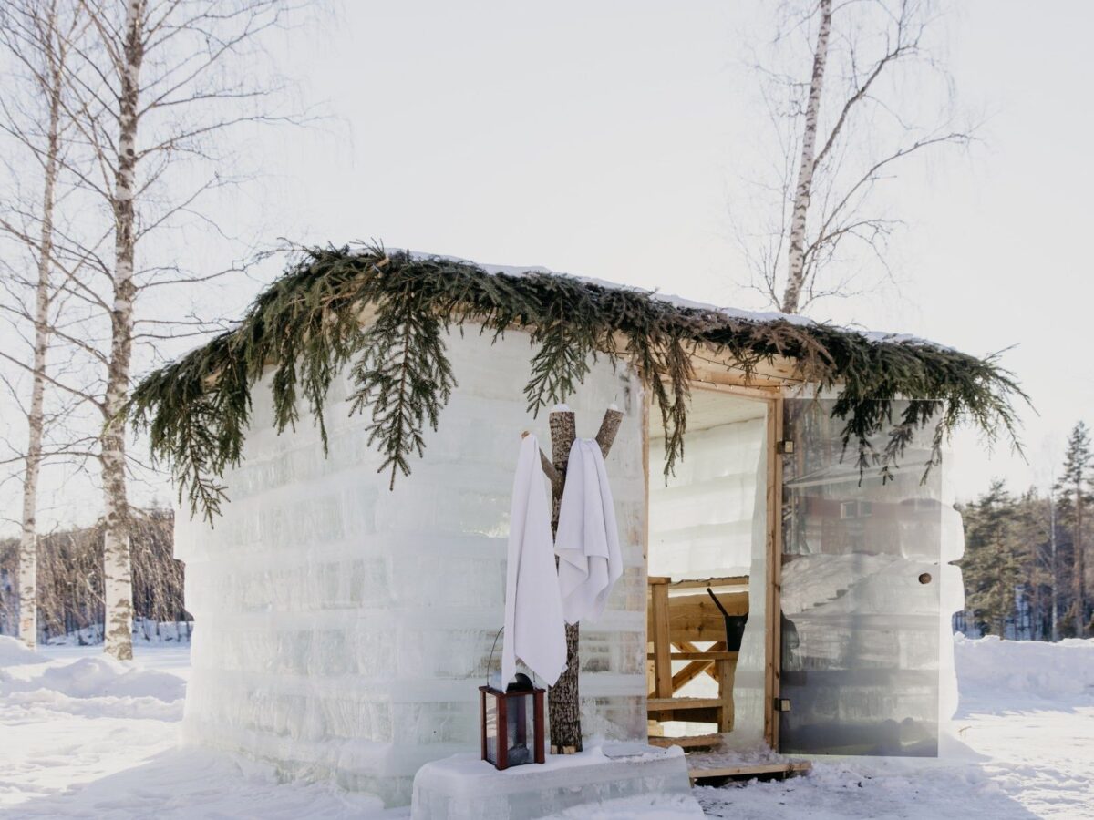 Saunas de hielo en Finlandia: el ritual que solo dura dos meses y cuesta 150 euros
