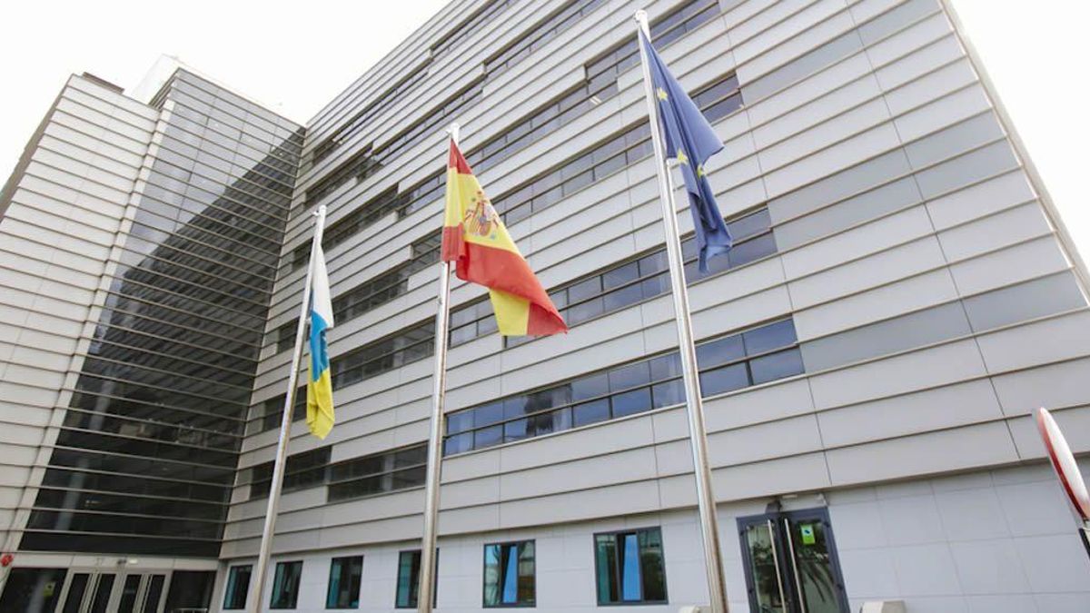¿Por qué Sanidad y los médicos ven cifras opuestas en la huelga de Canarias?