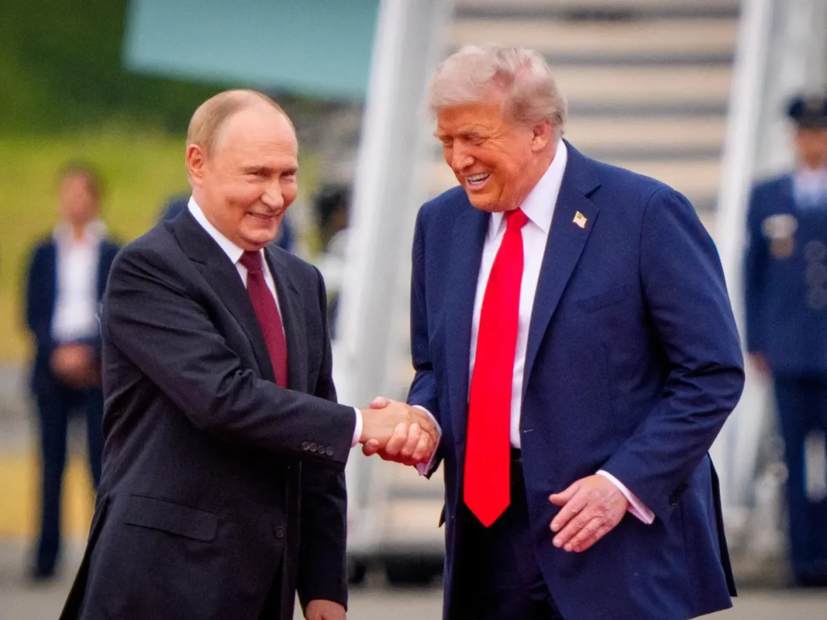 Trump levanta las sanciones a Rusia en el cumpleaños de Putin: el regalo que cambia la guerra
