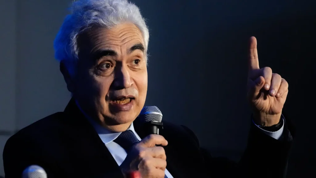 El diésel seguirá escaso hasta 2027: la AIE alerta de un mercado «ajustado» por la guerra en Irán