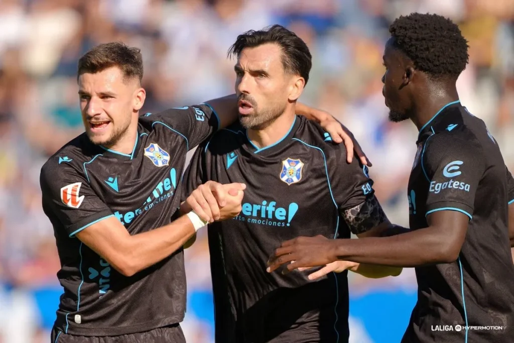 El CD Tenerife viaja a Badajoz en Copa: dónde y cómo ver el partido en directo