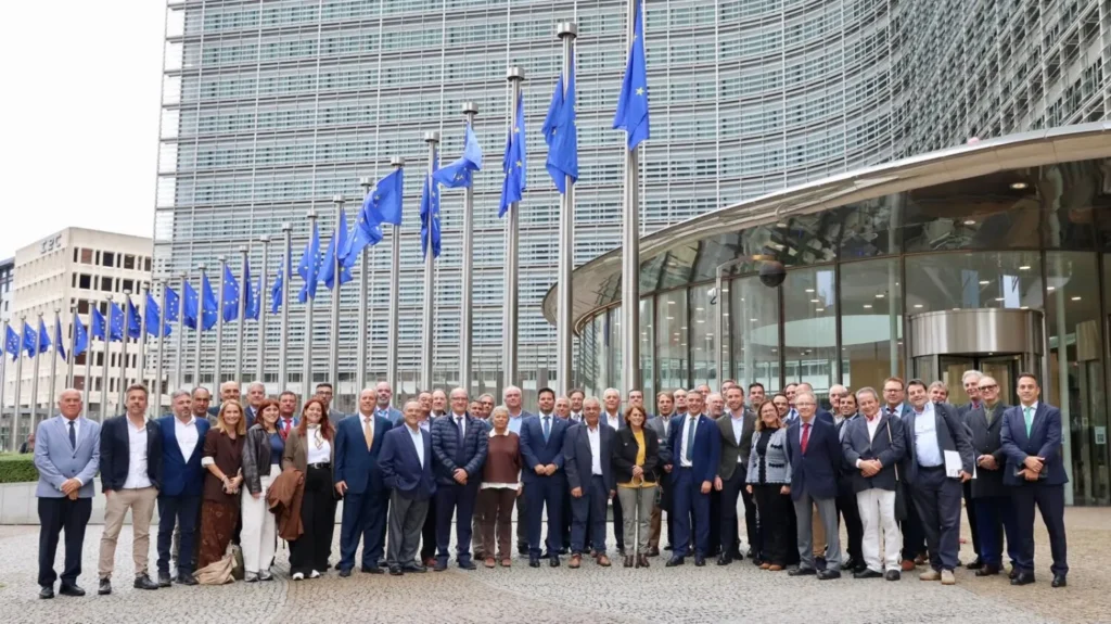 Canarias en alerta: Sánchez recibe un ultimátum para salvar los 800 millones de fondos europeos