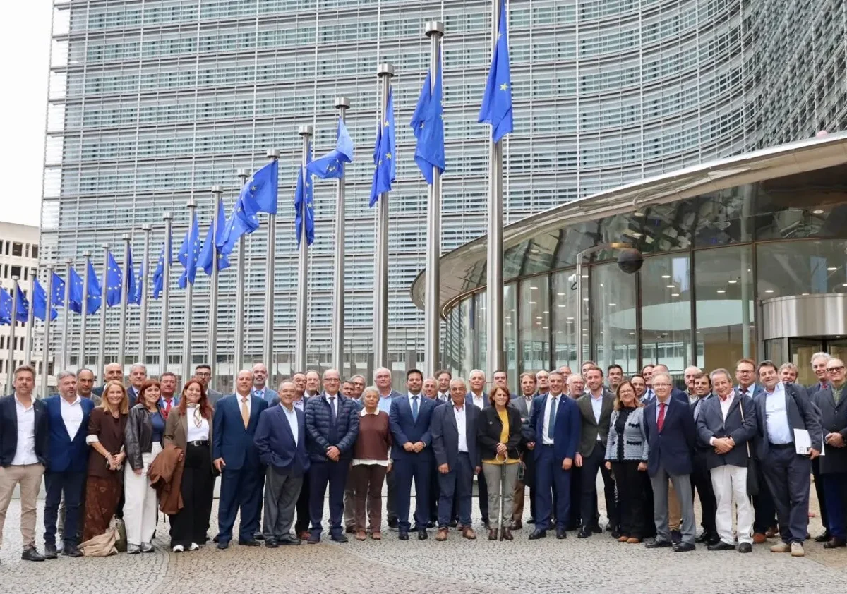Canarias en alerta: Sánchez recibe un ultimátum para salvar los 800 millones de fondos europeos
