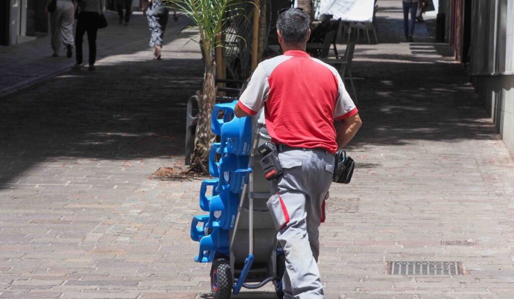 Canarias baja a 131.600 parados su mínimo desde 2007
