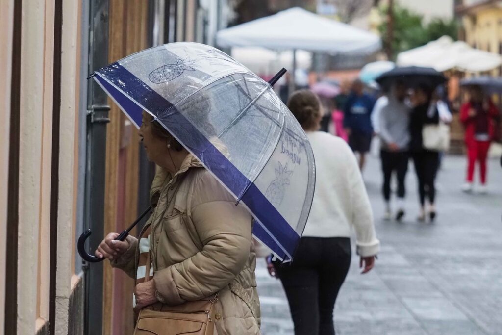 Canarias en alerta: chubascos fuertes y tormentas desde esta tarde