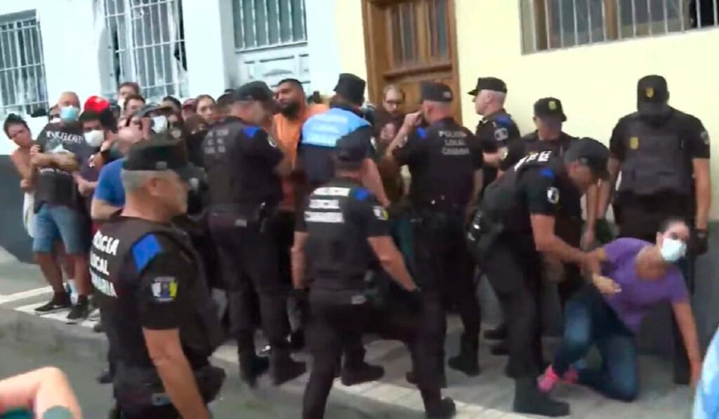 Desahucio en Las Palmas: una madre y dos menores en la calle pese al informe de vulnerabilidad