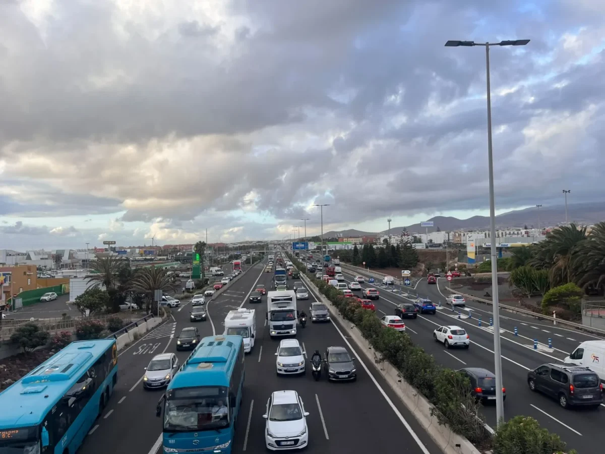 Conducía a 1,11 mg/l de alcohol por la GC-1: la temeridad que puso en riesgo a decenas de conductores