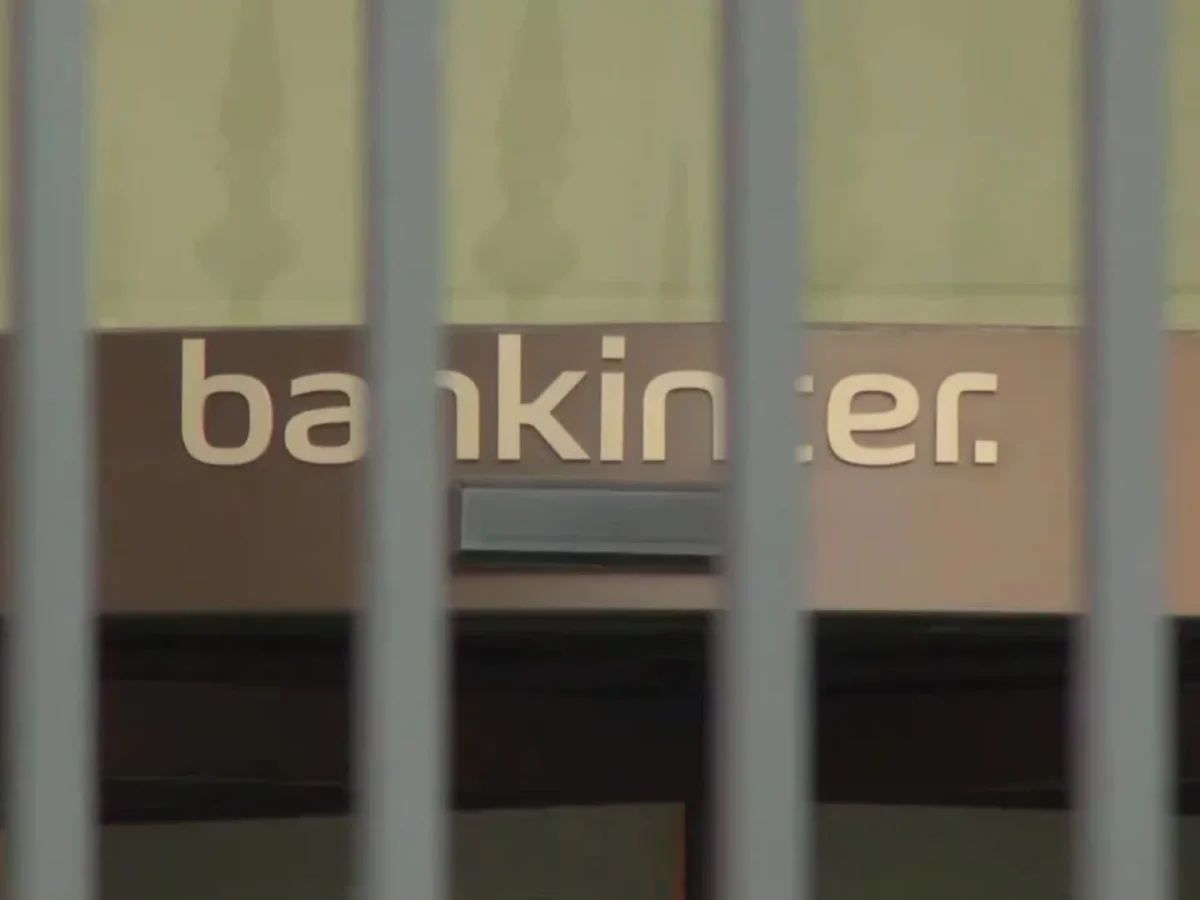 Bankinter gana 900 millones en nueve meses: ¿por qué sube un 11% su beneficio en plena incertidumbre?