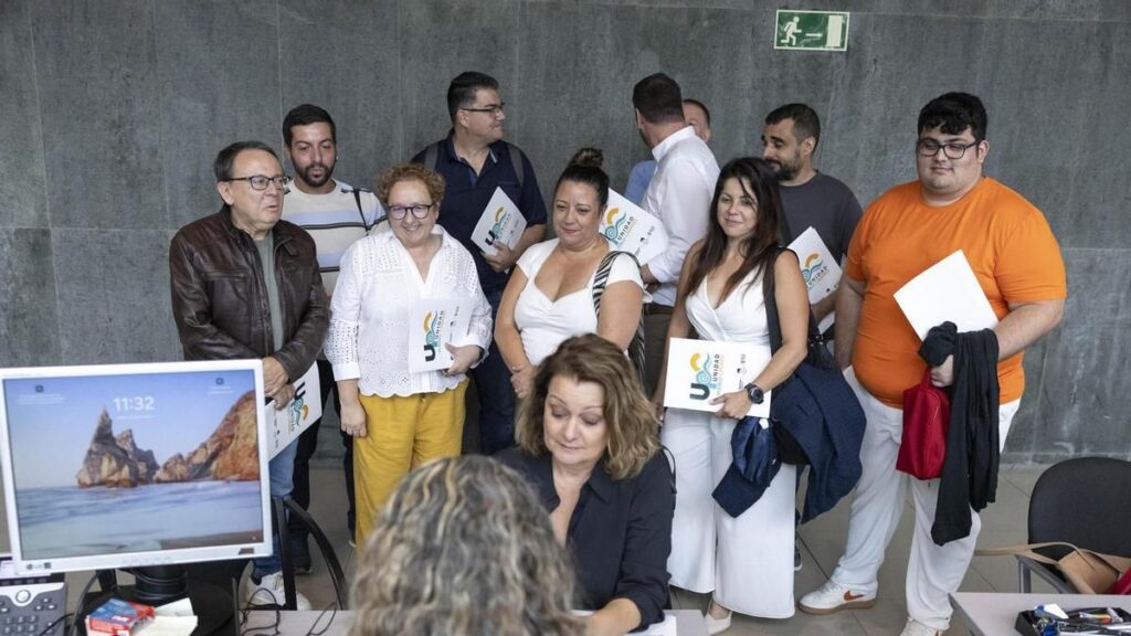 Luis Campos y Marisol Collado encabezan la papeleta única de la izquierda canaria para el Congreso