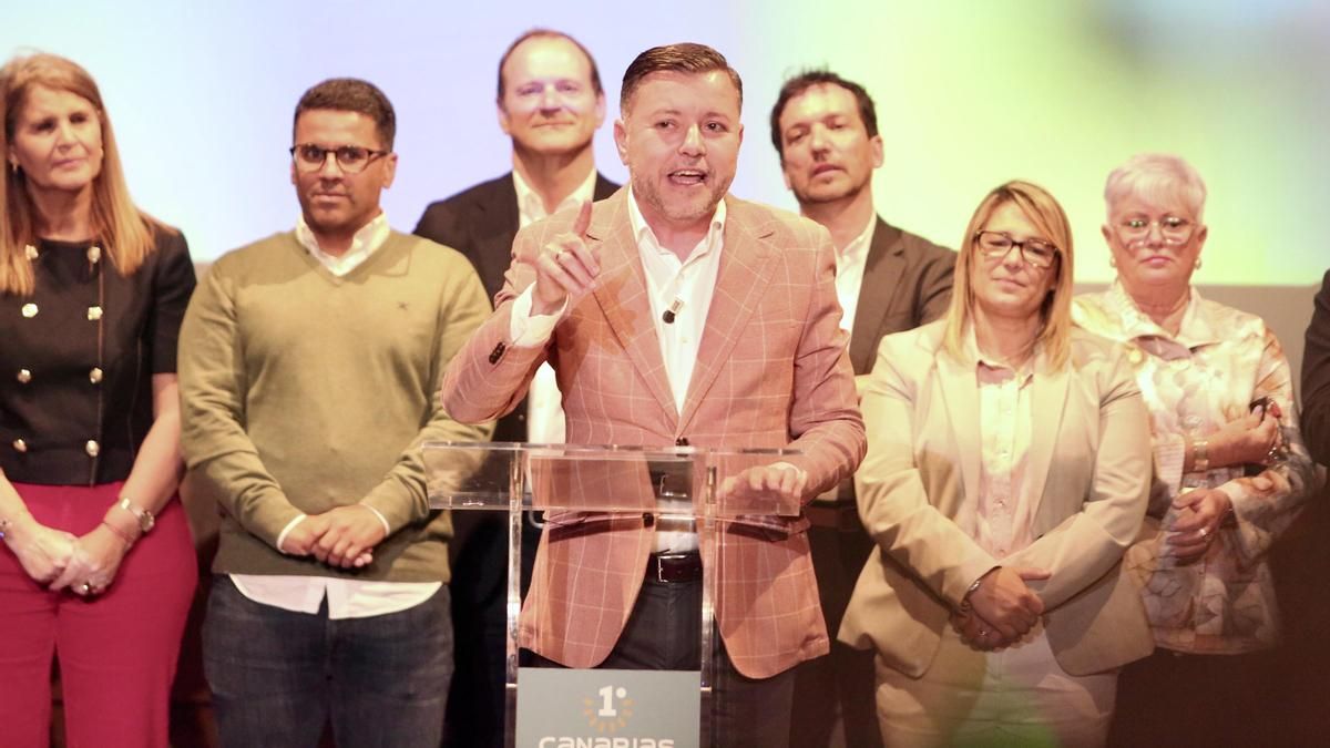 Coalición Canaria y Primero Canarias deciden hoy si van juntos al 29-N: ¿quién liderará en Las Palmas?