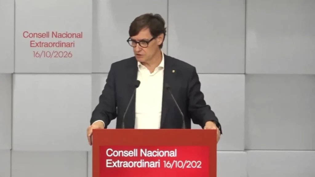 Sánchez o PP y Vox: Illa reduce las elecciones a dos bandos y enciende la campaña