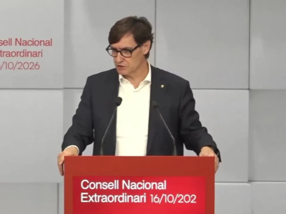 Sánchez o PP y Vox: Illa reduce las elecciones a dos bandos y enciende la campaña