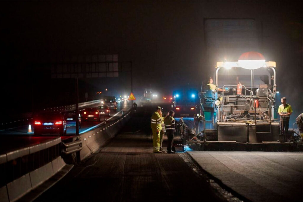 TF-1 cierra carriles de noche: estos son los tramos y horarios que cambiarán tu ruta